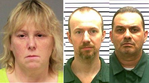 Salacious details emerge as US prison worker pleads guilty to helping two convicted murderers escape