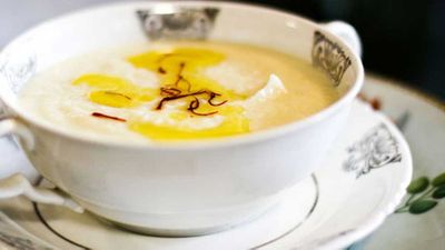 <strong>Alana’s Quick &amp; Healthy Parsnip and Saffron Soup</strong>