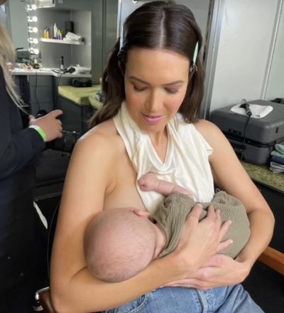 400px x 440px - Famous mums share sweet breastfeeding photos