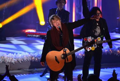 Goo Goo Dolls reschedule tour dates lead singer hospitalized with pneumonia