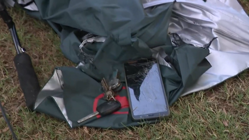 Michael Day y su perro Messi fueron alcanzados por un rayo en WA