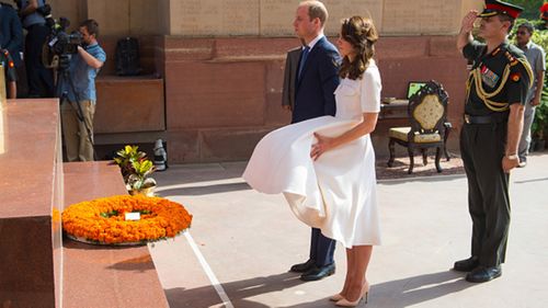 Prince William, Duke of Cambridge and Catherine, Duchess of Cambridge lay a wreath to honour the soldiers from Indian regiments who served in World War I at India Gate. (Getty)