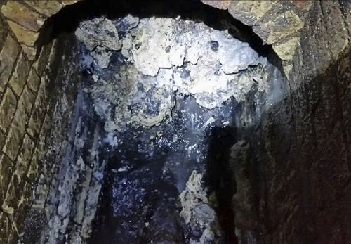 The fatberg will take weeks to remove from the London sewers. (AAP)