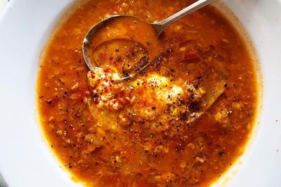 Spicy Tomato Soup with Lentils and Fennel 
