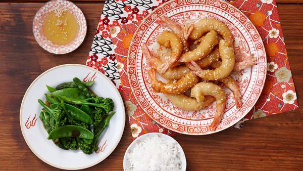 Honey sesame prawns