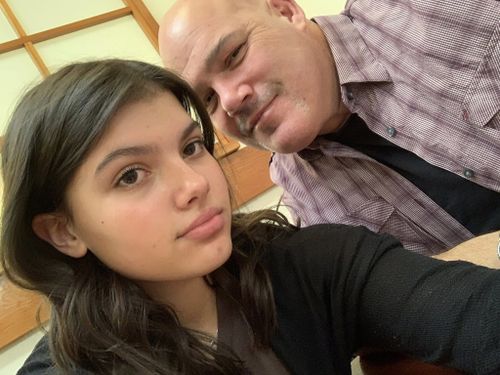 Piper James, 19, tinha ido nadar de manhã cedo quando seu corpo foi encontrado cercado por um bando de cerca de 10 dingos perto de Orchid Beach na segunda-feira. ﻿