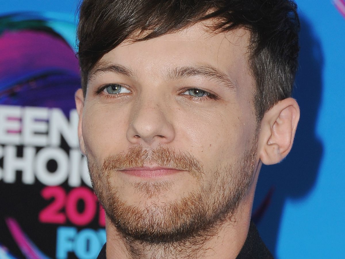 louis tomlinson dark blue wallpaper  Louis tomilson, Louis tomlinson, Louis  williams