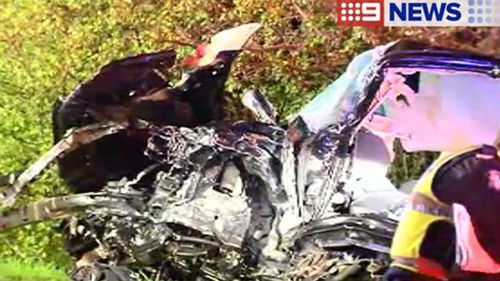 Two in hospital with life-threatening injuries following crash in Melbourne's south-east