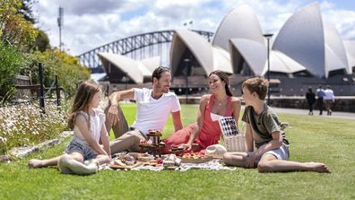 Sydney Marriot Hotel picnic hamper. 