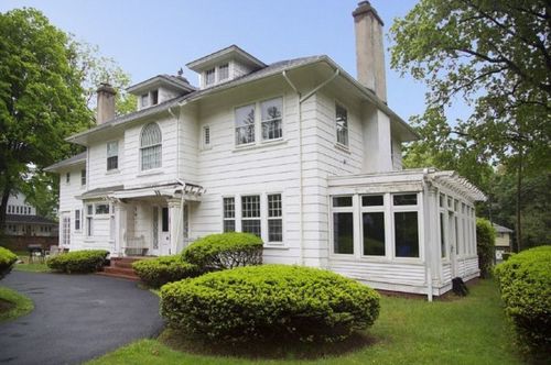 Another New Jersey property was offered for free earlier this year but there were no takers so it was demolished.