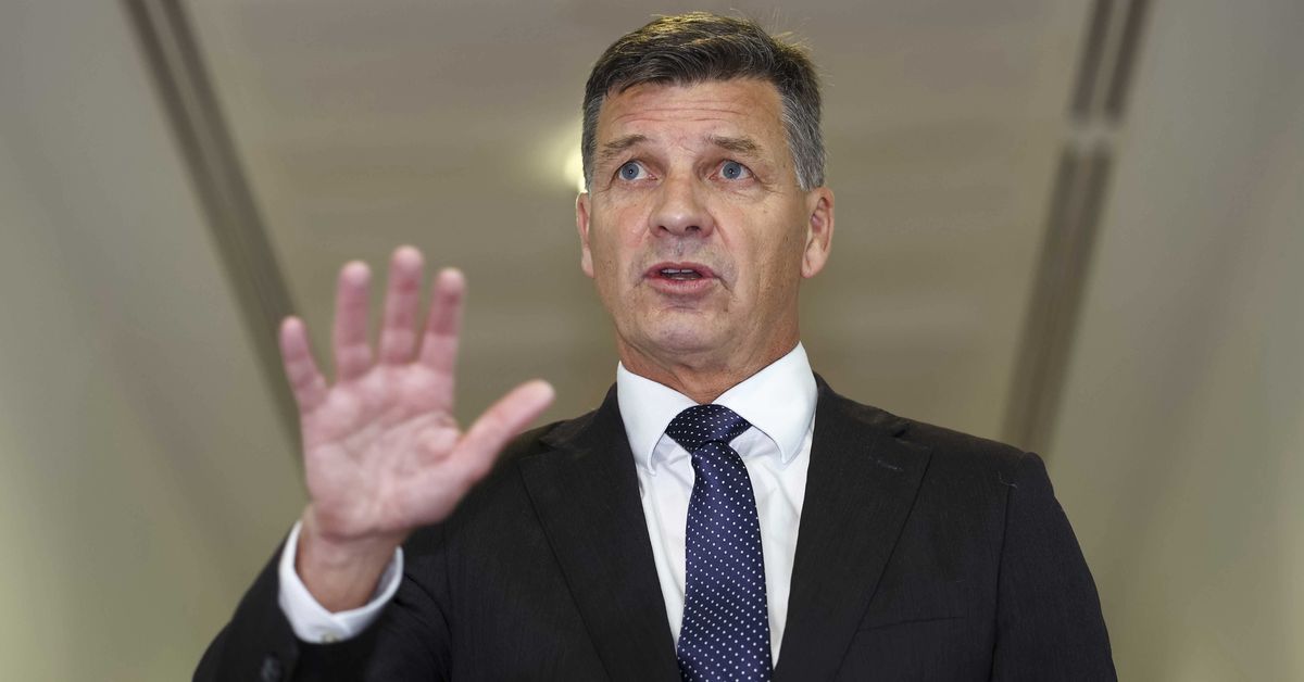Taylor to put migration and tax at the centre of his budget reply