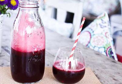 Beet, apple and ginger juice