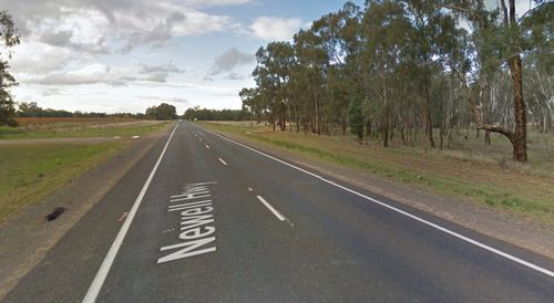 Une enquête spéciale est en cours après qu'un homme, qui serait âgé de 49 ans, est décédé dans un accident après une poursuite policière. À 2 h 30 hier, des agents du district de police du centre-ouest ont tenté d'arrêter un Nissan Navara sur l'autoroute Newell à Forbes, à 300 km au nord. à l'ouest de Sydney dans le NSW Central West.