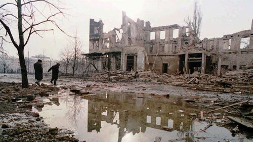 Grozny endured heavy fighting between Russian troops and the rebels, as Russia renewed its efforts to capture the city.