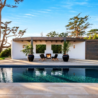 Cindy Crawford’s former Malibu beach house hits market for super sum
