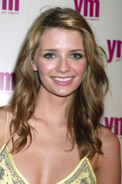 <p>Back before she made headlines for all the wrong reasons, actress Mischa Barton's long, honey-coloured locks as wild child Marissa Cooper, we were the main reason we tuned into teen drama <em>The O.C </em>in 2003.</p>
<p>&nbsp;</p>