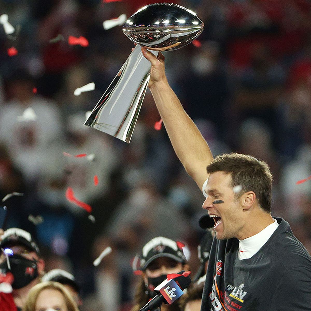 Super Bowl 2021: Tom Brady wins seventh title as Tampa Bay Buccaneers beat  Kansas City Chiefs - BBC Sport