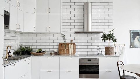 Tiled kitchen splashback