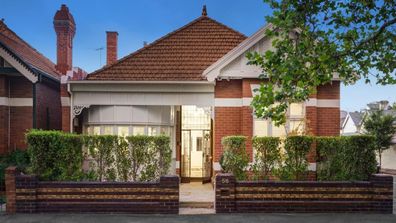 Melbourne Auctions real estate property market houses sale analysis millions