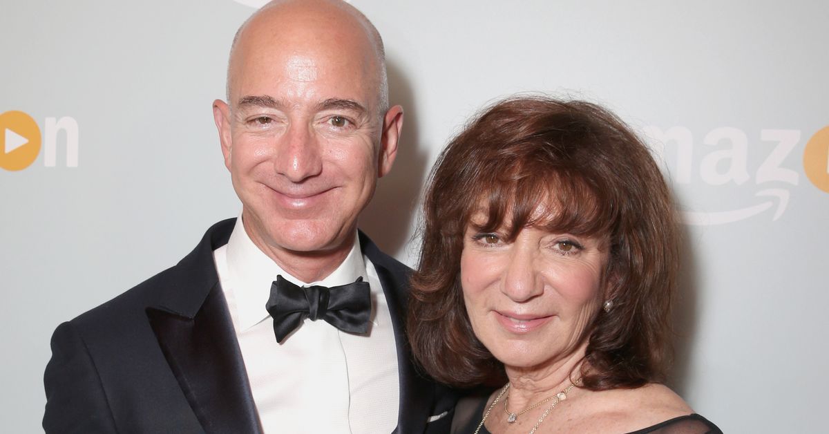 'I know she felt our love': Jeff Bezos' touching tribute following mother's death