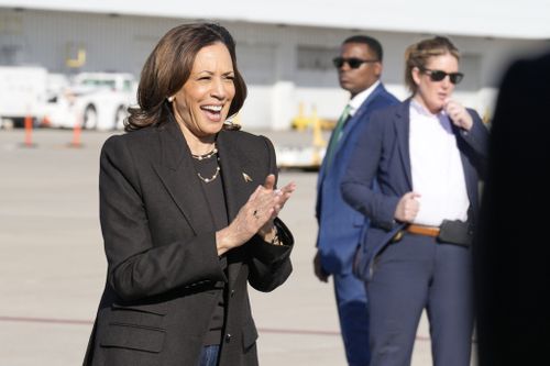 Democratic presidential nominee Vice President Kamala Harris walks to Air Force Two as she departs from Gerald R. Ford International Airport in Grand Rapids, Mich., Friday, Oct. 18, 2024, en route to Lansing, Mich. (AP Photo/Jacquelyn Martin, Pool)