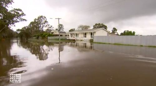 Residents in Echuca are bracing for the Murray River to peak on Sunday, rising at least another half a metre.