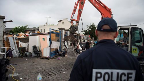 Police clear migrant camp in northeast Paris weeks after 'Jungle' demolition