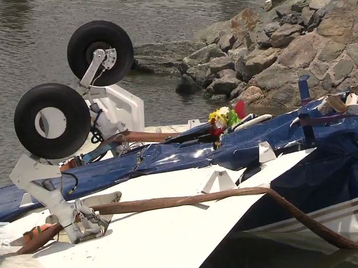 Halladay Survived Plane Crash -- Could Boaters Have Saved His Life?