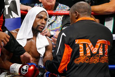 Mayweather's trainer and father was criticial of his son, saying he was "scared".