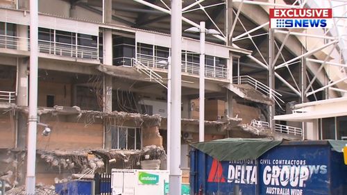 News Sydney Football Stadium demolition Sydney Cricket Ground Trust deal Sydney Roosters NRL