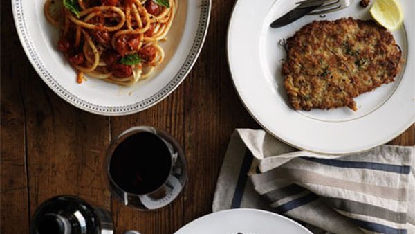 Veal schnitzel with spaghetti pomodoro