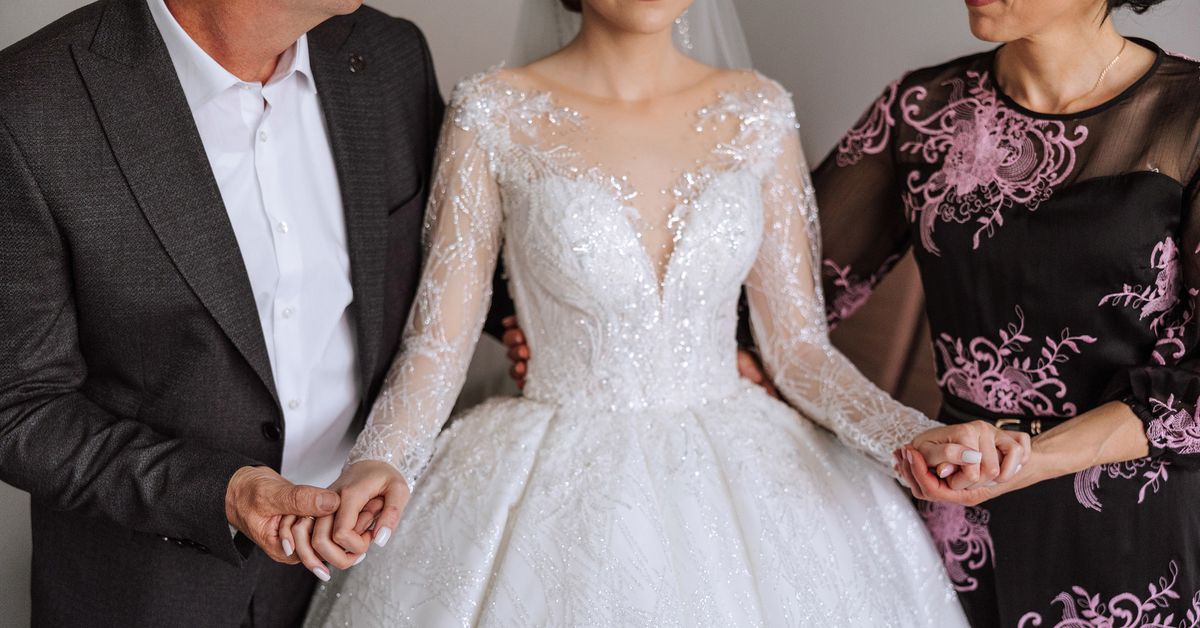 Staggering amount Aussie parents are paying for their children’s weddings