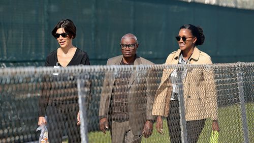 Wilbert Jones leaves East Baton Rouge Parish Prison with lawyers Emily Maw, left, and Kia Hayes, in Louisiana. (Photo: AP).