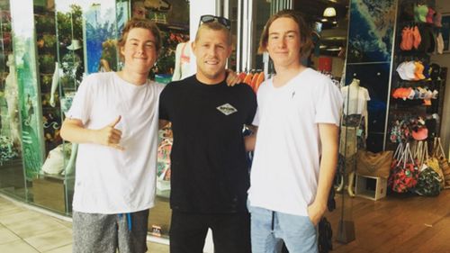 Mick Fanning with Ben and Jack Beasley. (Instagram/@mfanno)