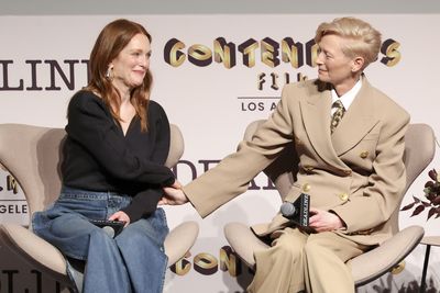 Julianne Moore and Tilda Swinton