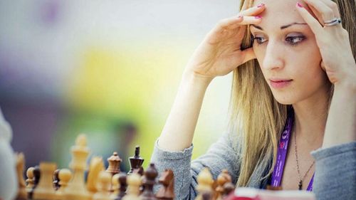 Chess champion set to boycott women's world championship in Iran