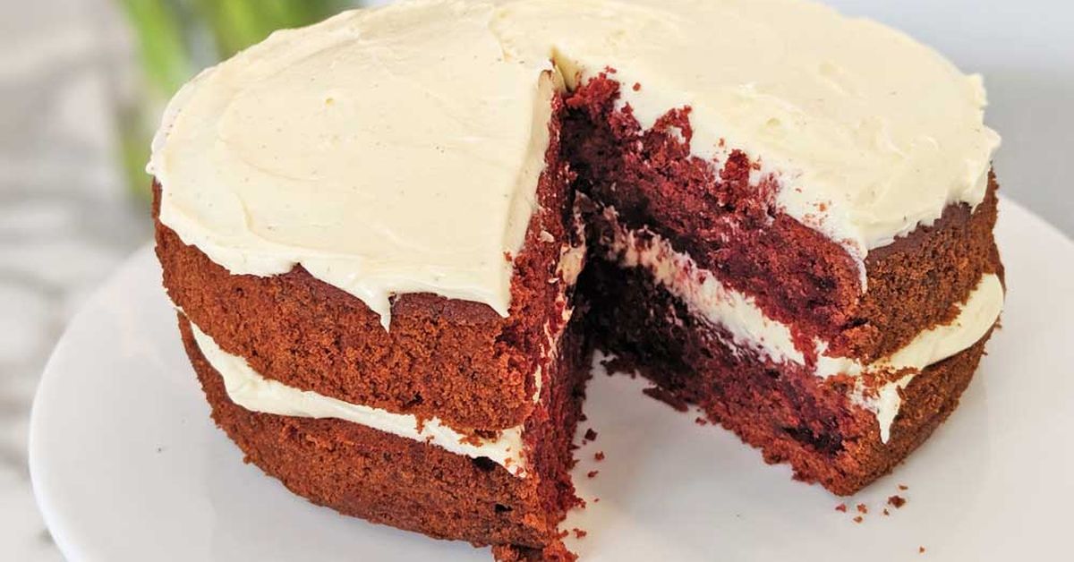 Classic no food colouring red velvet chocolate cake recipe - 9Kitchen