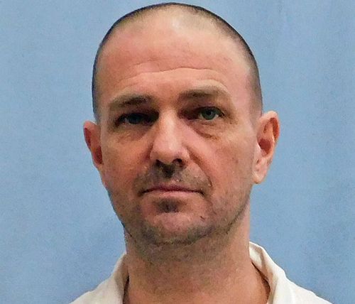 US convicted killer wins bid to be executed