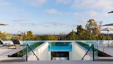1251 Tower Grove Dr, Beverly Hills mansion design expensive real estate