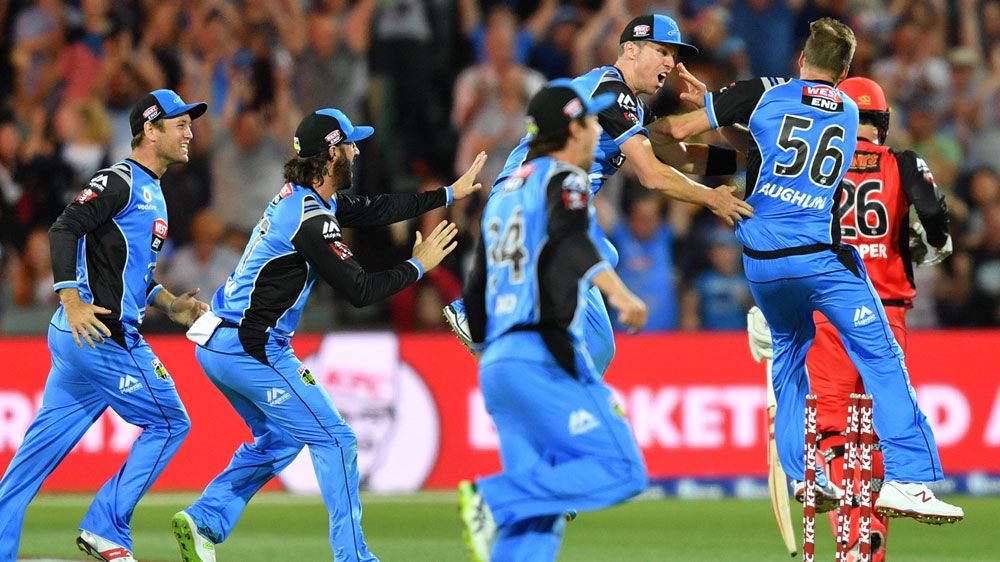 Adelaide Strikers pip Melbourne Renegades to reach BBL final