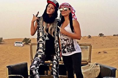<b>imogen_anthony</b>: In the motherf*cking desert with my girl @marianneargy