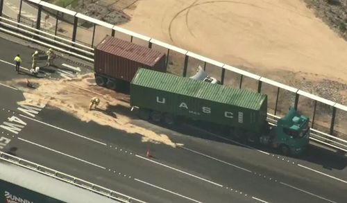 There are significant traffic delays on the West Gate Bridge after two trucks collided this morning.

