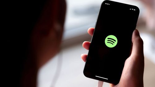 Spotify licencie 200 employés de son unité de podcasting.