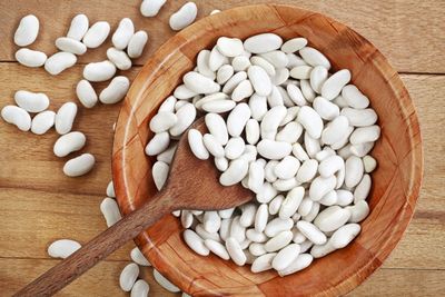 <strong>White beans</strong>