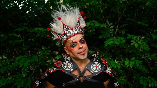 Il tema fonde le fondamenta del festival nella protesta e nella visibilità con una gioia senza vergogna.