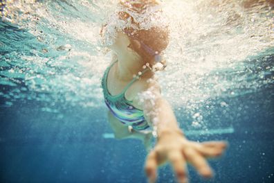 Mother unhappy with children's swimming lessons