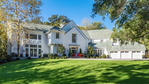 Reese Witherspoon Flips Renovated Los Angeles Estate Back Up for Sale Brentwood