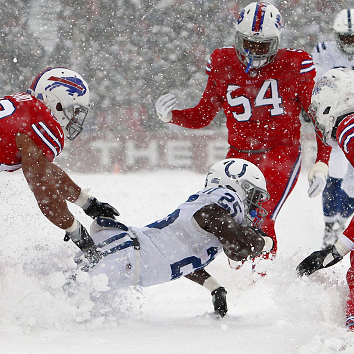 NFL: Buffalo Bills and Colts in snowstorm