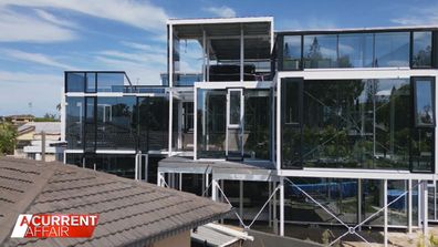 Un développement de la Gold Coast construit presque entièrement en verre.