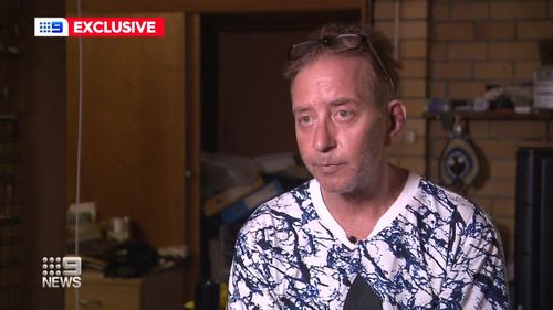 A Gold Coast jeweller is lucky to be alive after being hit with a hammer during a home invasion then held at gunpoint until he opened his safe.The two masked thieves then fled with a treasure trove of gold, diamonds and jewels.
One was armed with a shotgun and the other a hammer as they target Kevin Goonan in the daylight attack at his Paradise Point home.